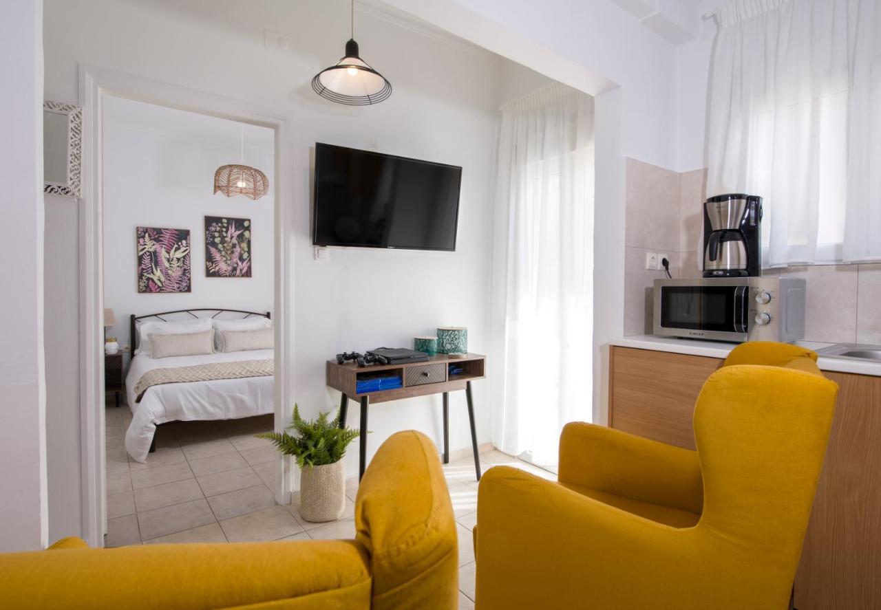 Center Manolia Dream 1 Bedroom Apartment 100M Away From The Beach Chania  Exterior photo