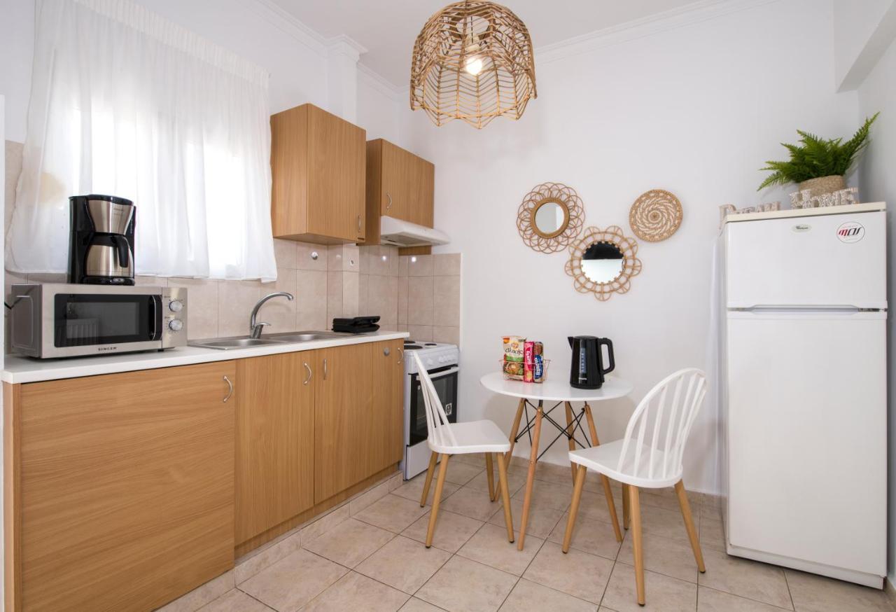 Center Manolia Dream 1 Bedroom Apartment 100M Away From The Beach Chania  Exterior photo